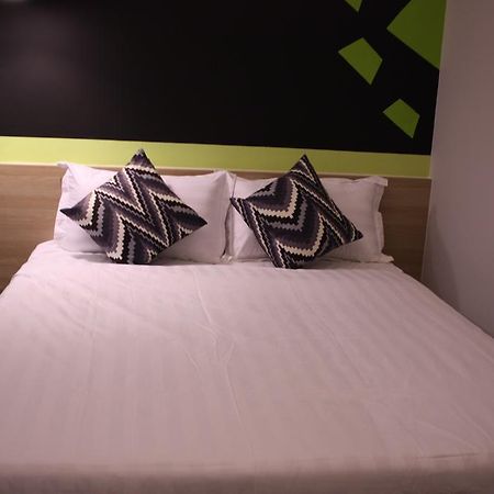Dejaya Boutique Hotel Kuchai Lama Kuala Lumpur Exterior foto